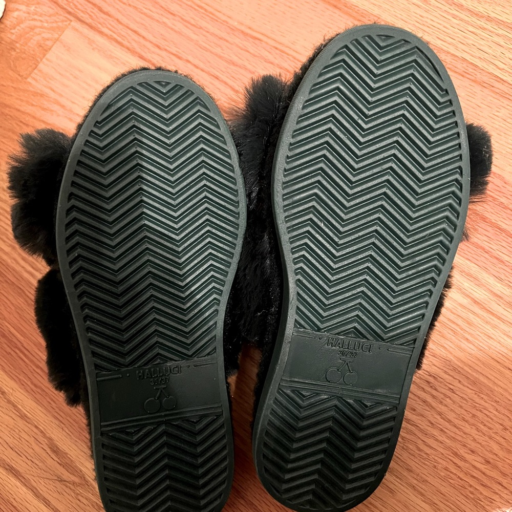 Green Slippers - Picture 2 of 6